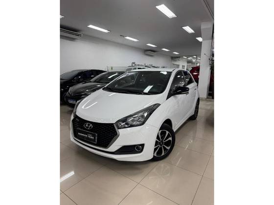 HYUNDAI HB20 1.6 R SPEC 16V FLEX 4P AUTOMÁTICO HYUNDAI HB20 1.6 R SPEC 16V FLEX 4P AUTOMÁTICO